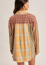 Load image into Gallery viewer, Sunflower Mix Flannel - Farm Town Floral &amp; Boutique
